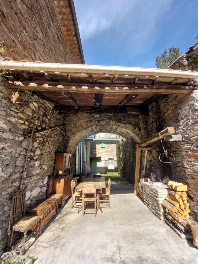 Chambres D'Hotes Dans Mas Avec Jardin En Bord De Riviere Saumane Kültér fotó